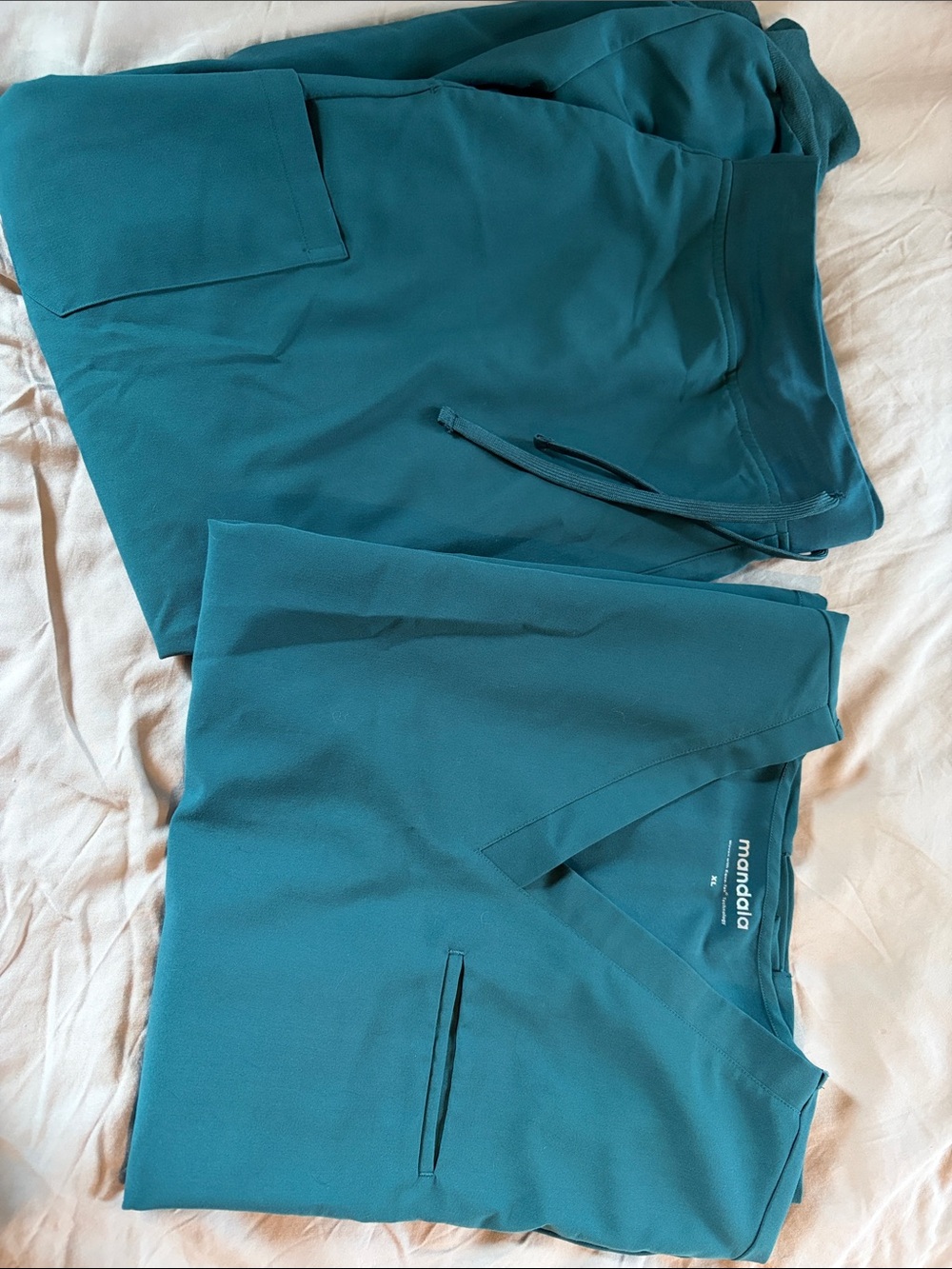 Mandala Women's Caribbean Blue Scrub Set - V-Neck Top & Jogger Pants